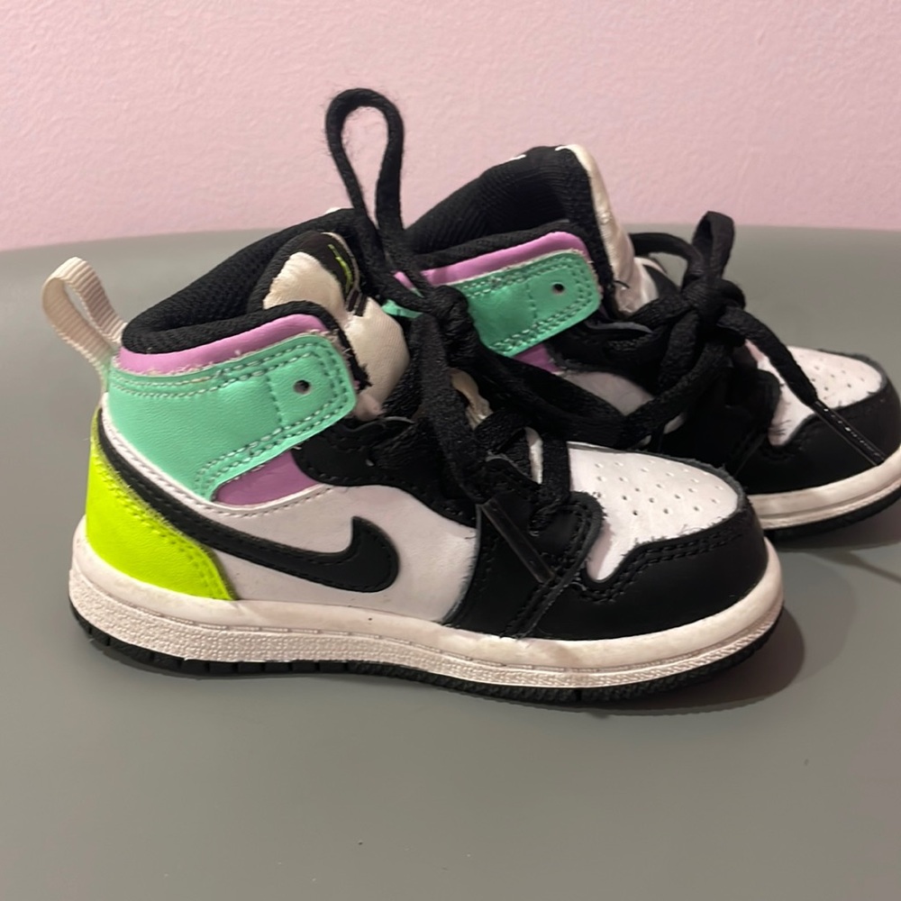 Nike Air Jordan Toddler Size 6C